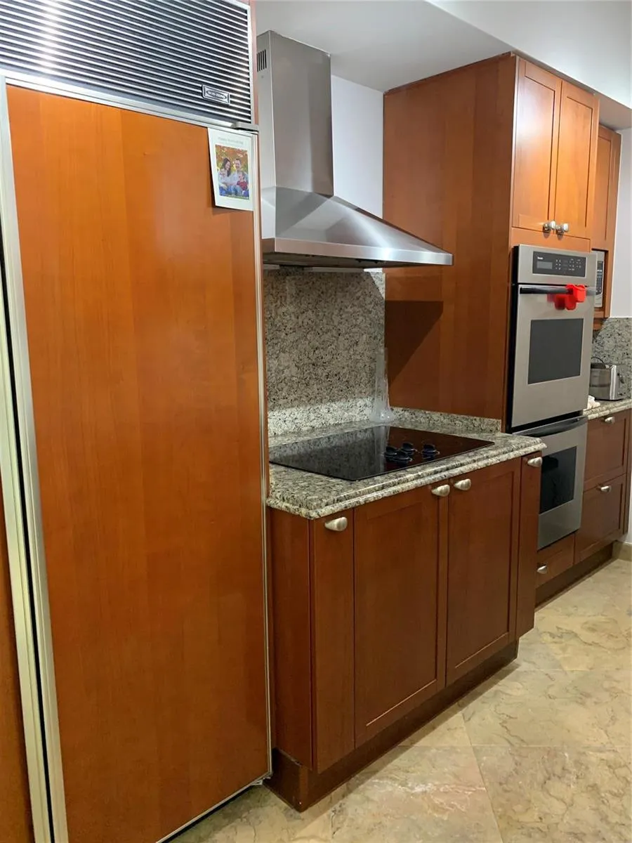 1063 W Hillsboro Mile #115 Hillsboro Beach, FL 33062