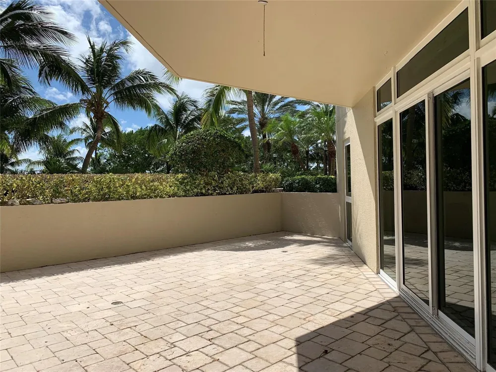 1063 W Hillsboro Mile #115 Hillsboro Beach, FL 33062