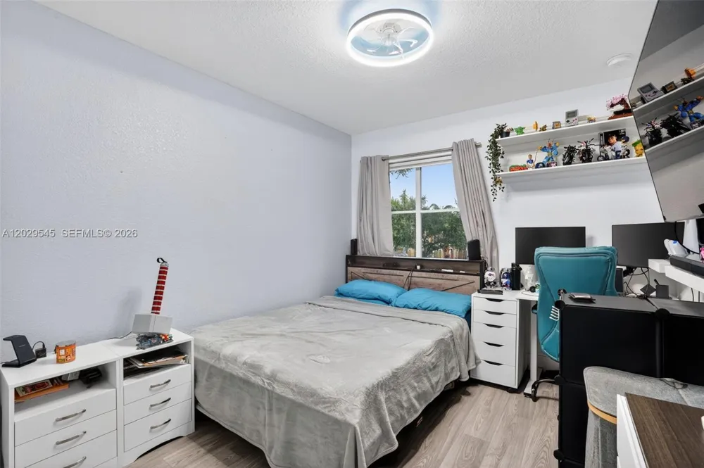 8904 SW 19th St Miramar, FL 33025