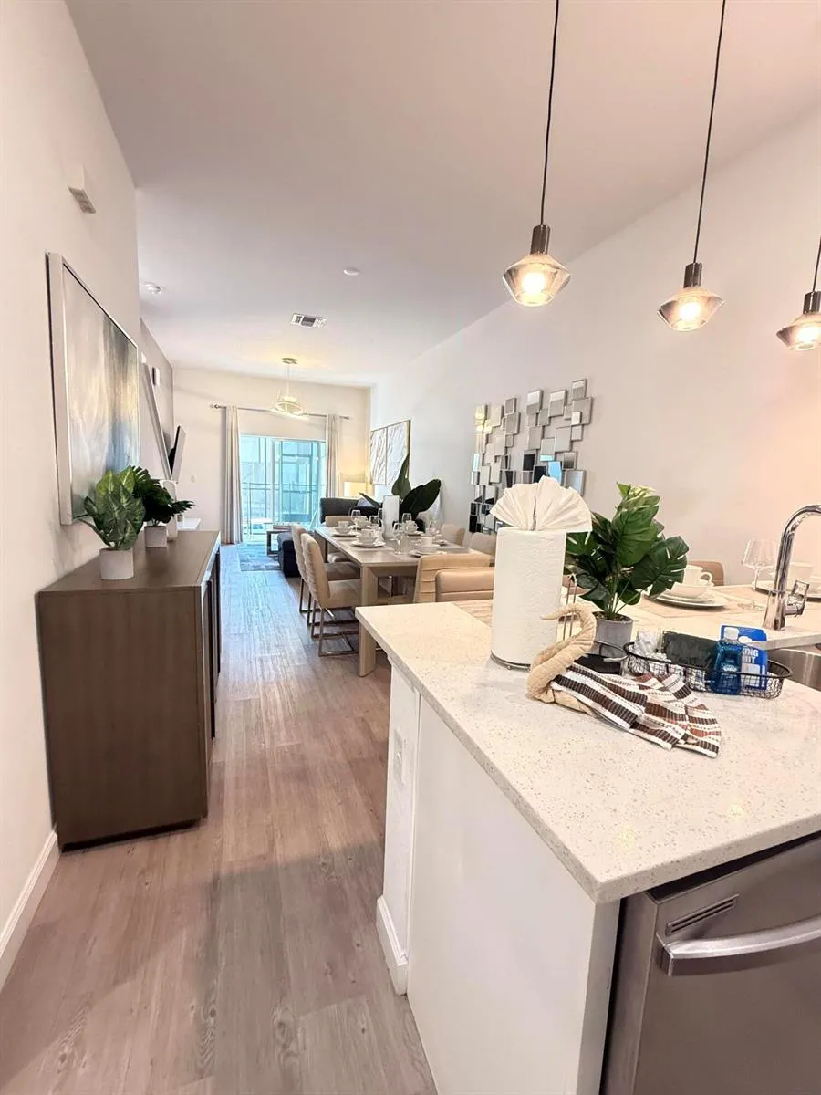 653 Trikomo Drive Davenport, FL 33896