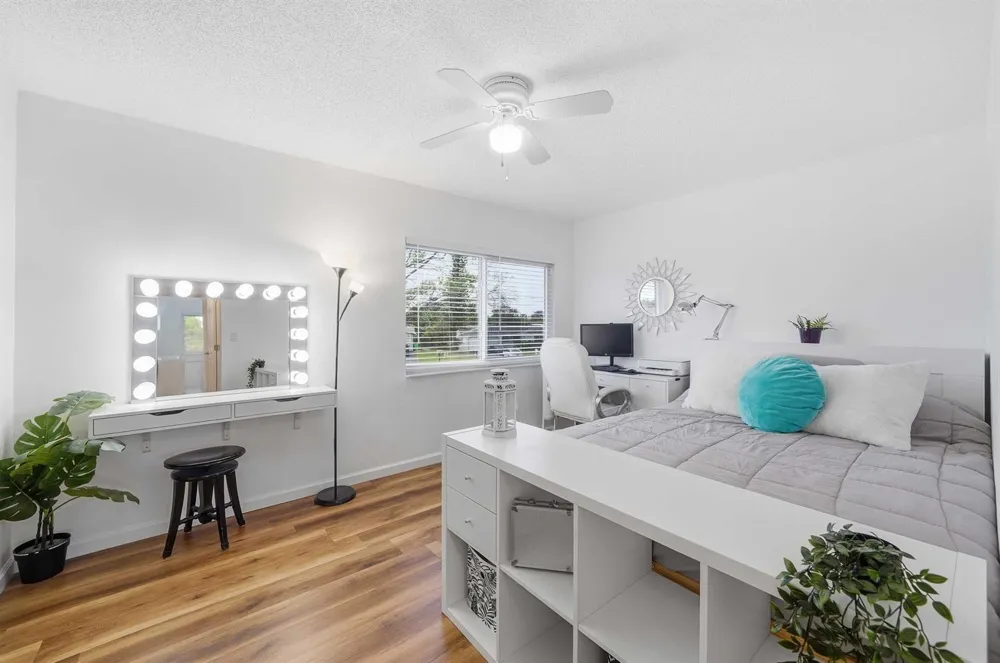 10875 NW 29th Manor #8 Sunrise, FL 33322