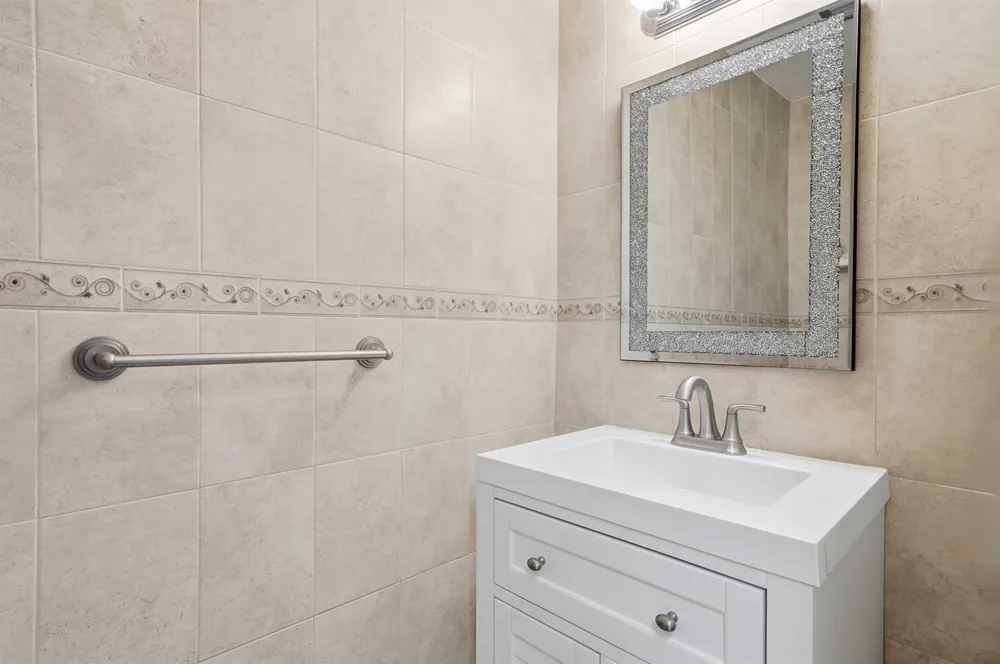 10875 NW 29th Manor #8 Sunrise, FL 33322