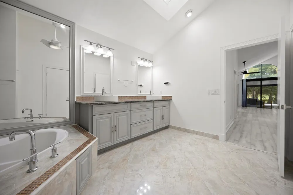 10106 Spyglass Way Boca Raton, FL 33498