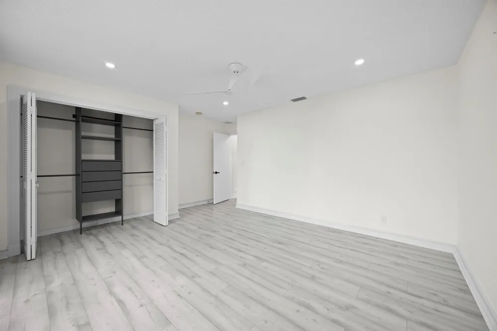 10106 Spyglass Way Boca Raton, FL 33498