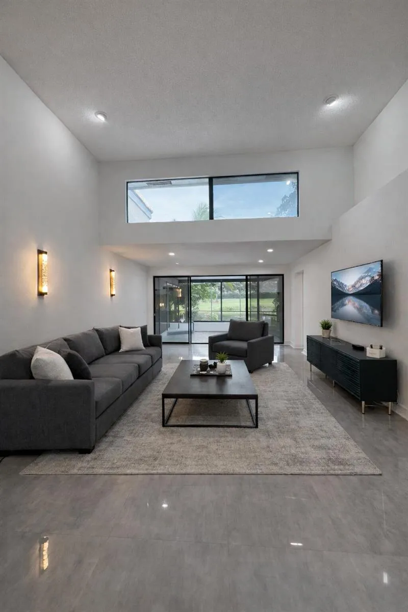 10106 Spyglass Way Boca Raton, FL 33498