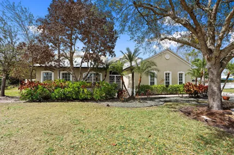 2704 Serenity Circle