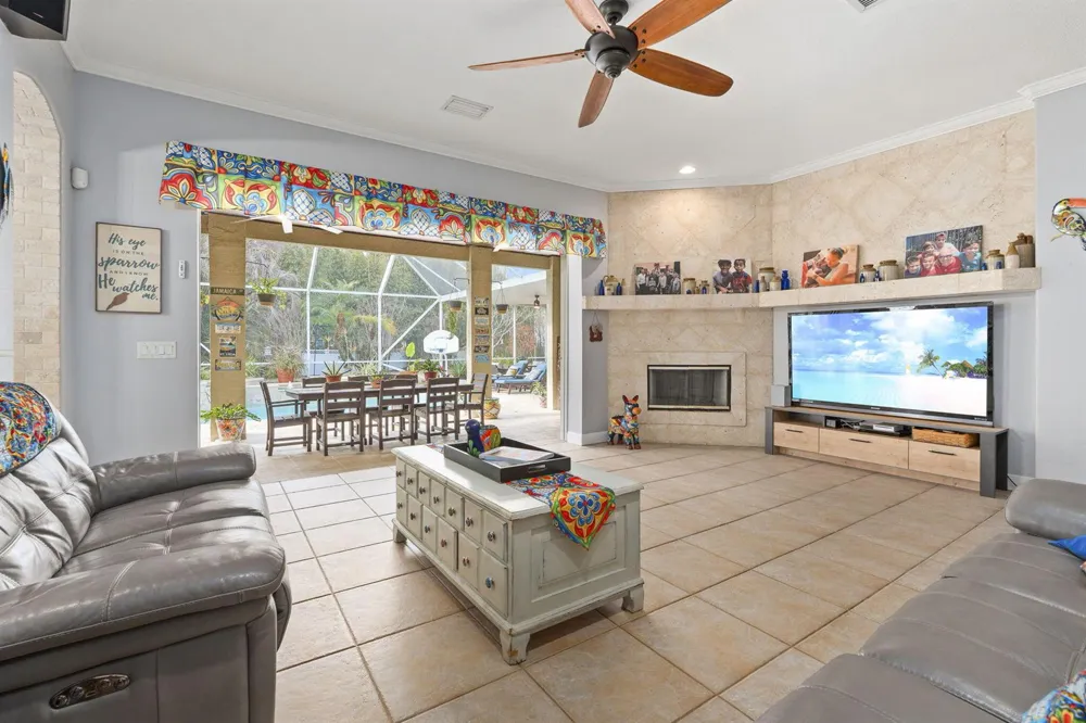 2704 Serenity Circle Fort Pierce, FL 34981