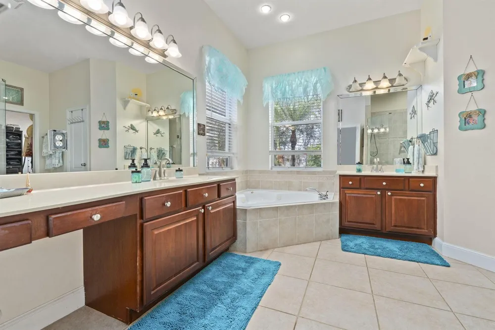 2704 Serenity Circle Fort Pierce, FL 34981