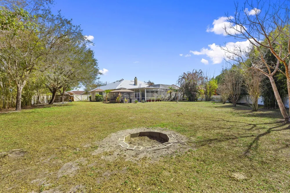 2704 Serenity Circle Fort Pierce, FL 34981