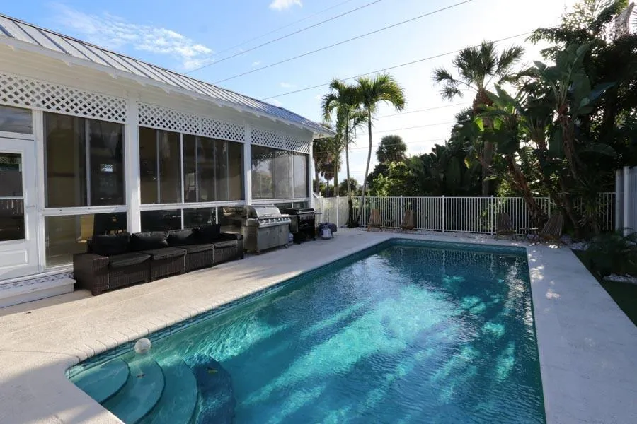 400 Seaside Lane Juno Beach, FL 33408