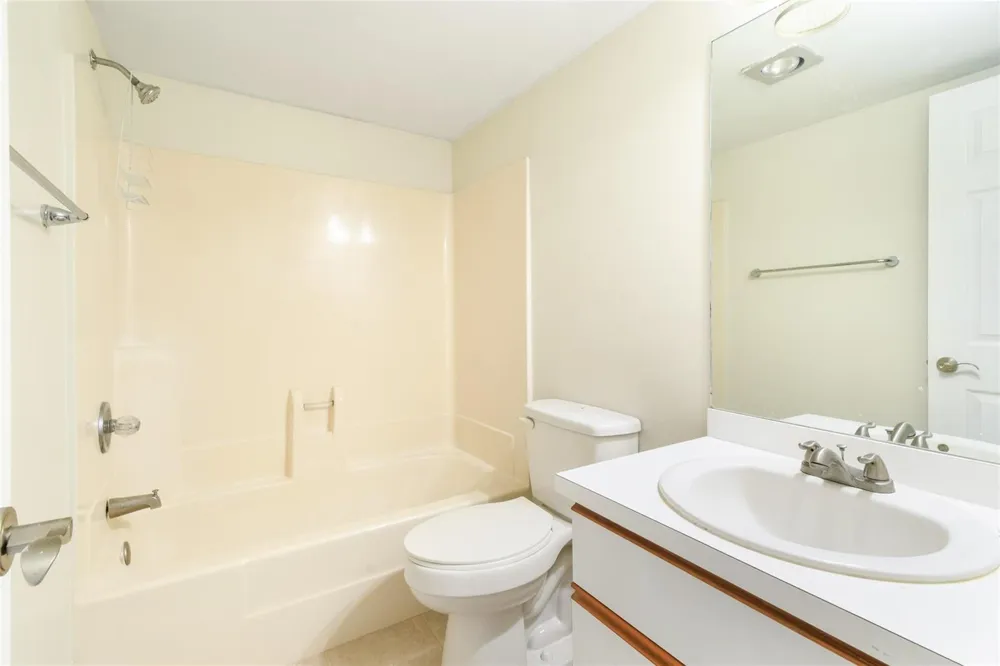 8163 SE Croft Circle #C-5 Hobe Sound, FL 33455