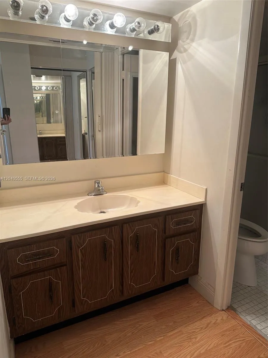 900 Saint Charles Pl #407 Pembroke Pines, FL 33026