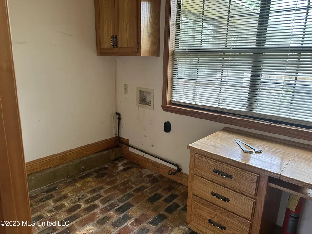 2723 Davis Road Byram, MS 39170