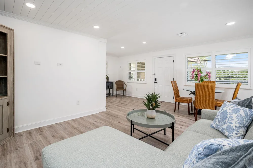 5400 Highway A1A Highway #B 22 Indian River Shores, FL 32963