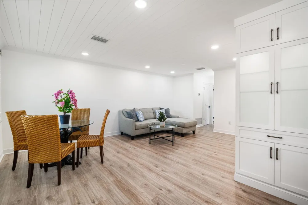 5400 Highway A1A Highway #B 22 Indian River Shores, FL 32963