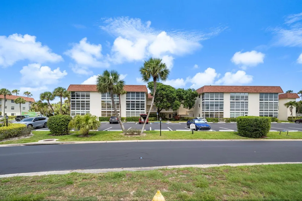 5400 Highway A1A Highway #B 22 Indian River Shores, FL 32963