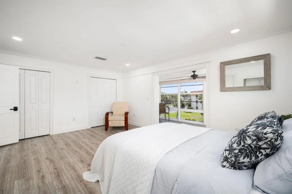 5400 Highway A1A Highway #B 22 Indian River Shores, FL 32963