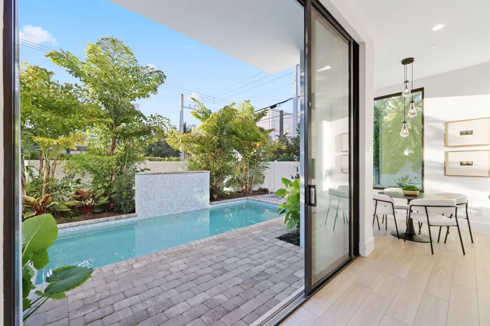 201 SE 4th Avenue Delray Beach, FL 33483