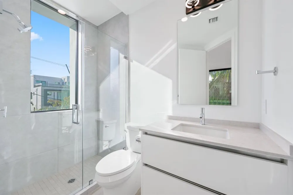 201 SE 4th Avenue Delray Beach, FL 33483