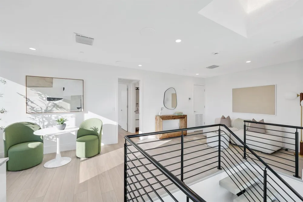 201 SE 4th Avenue Delray Beach, FL 33483
