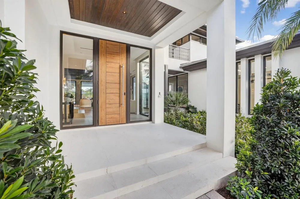 1918 Intracoastal Drive Fort Lauderdale, FL 33305