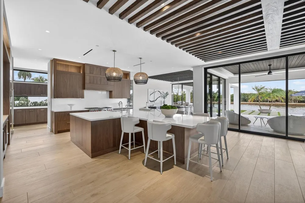 1918 Intracoastal Drive Fort Lauderdale, FL 33305