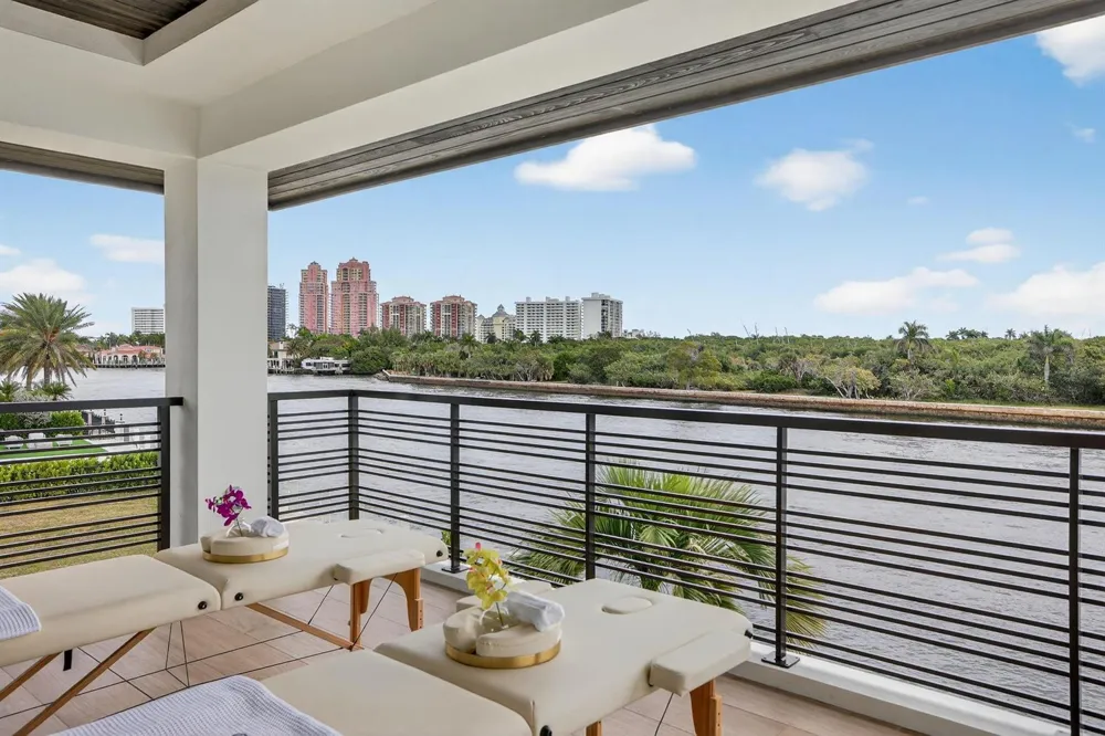 1918 Intracoastal Drive Fort Lauderdale, FL 33305