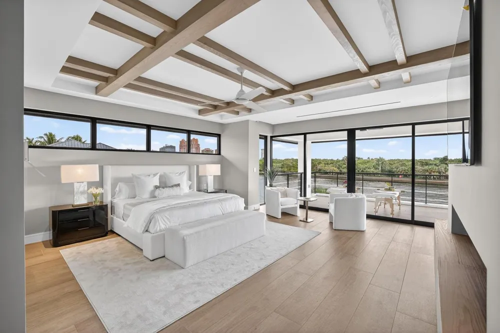 1918 Intracoastal Drive Fort Lauderdale, FL 33305