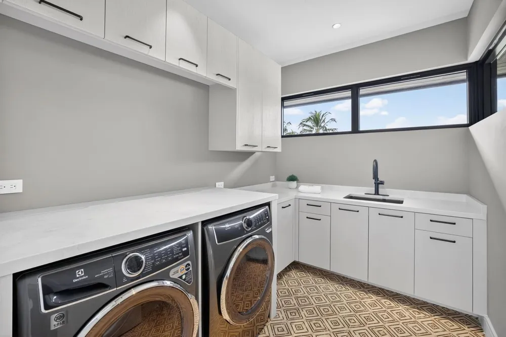 1918 Intracoastal Drive Fort Lauderdale, FL 33305