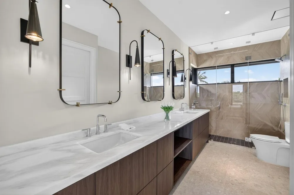 1918 Intracoastal Drive Fort Lauderdale, FL 33305