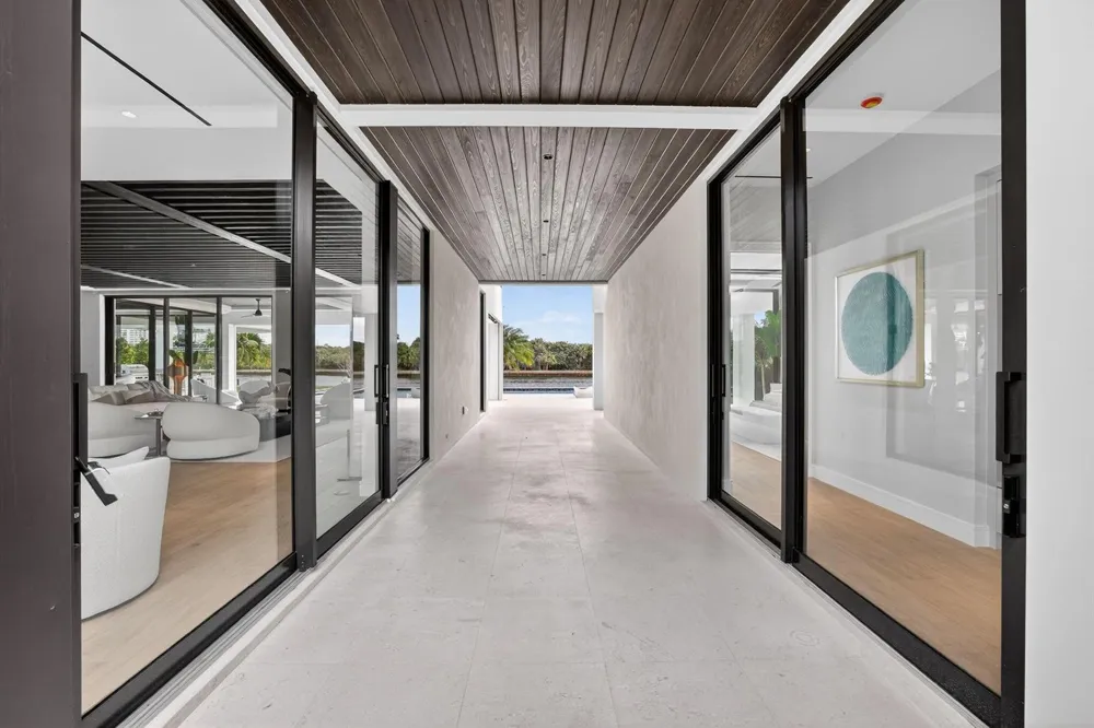 1918 Intracoastal Drive Fort Lauderdale, FL 33305