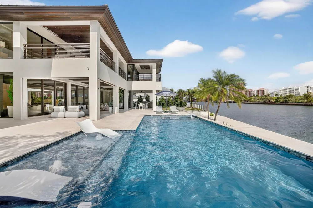1918 Intracoastal Drive Fort Lauderdale, FL 33305