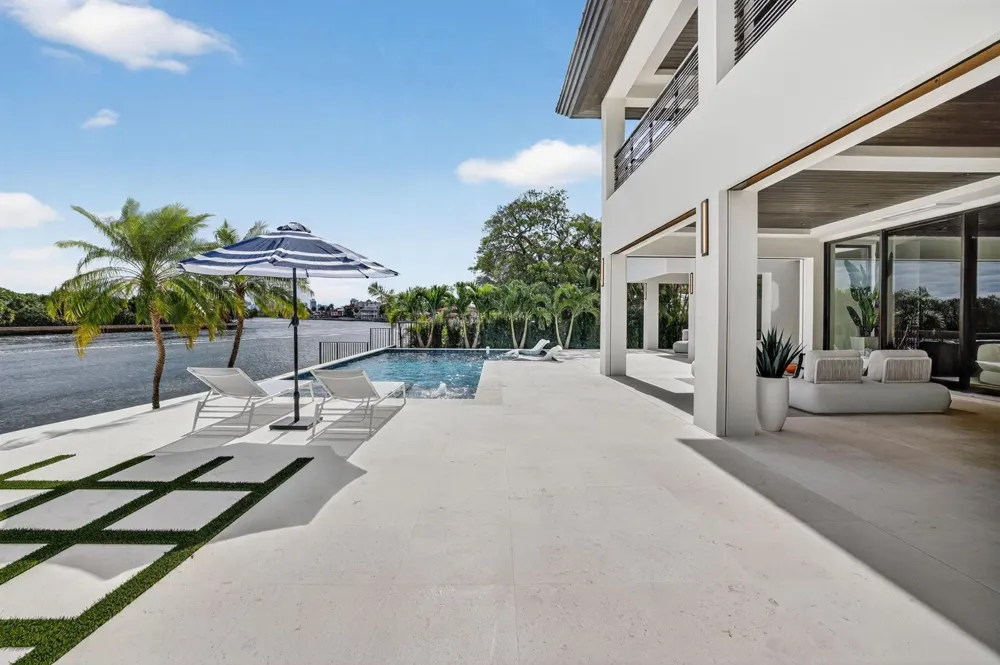 1918 Intracoastal Drive Fort Lauderdale, FL 33305