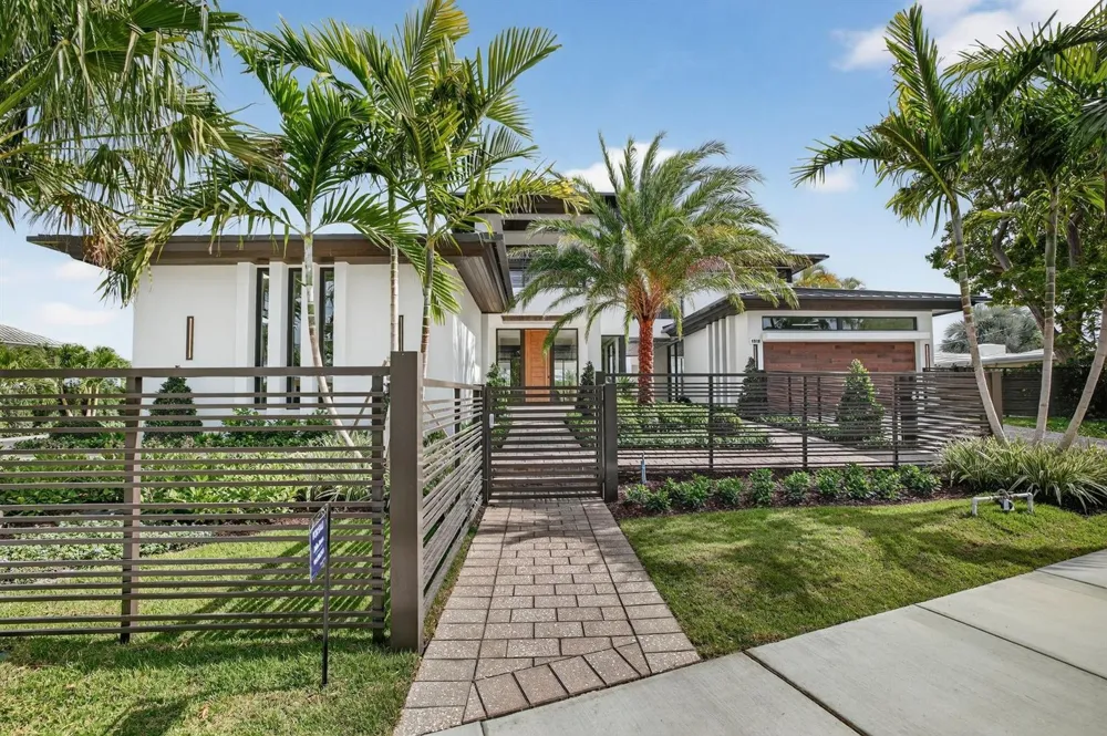 1918 Intracoastal Drive Fort Lauderdale, FL 33305
