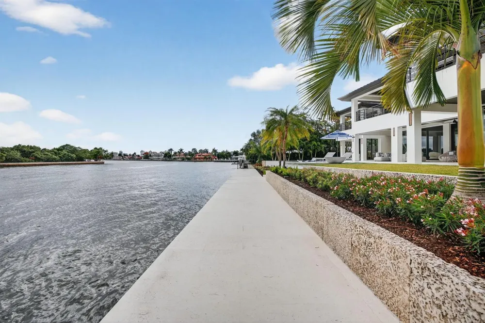 1918 Intracoastal Drive Fort Lauderdale, FL 33305