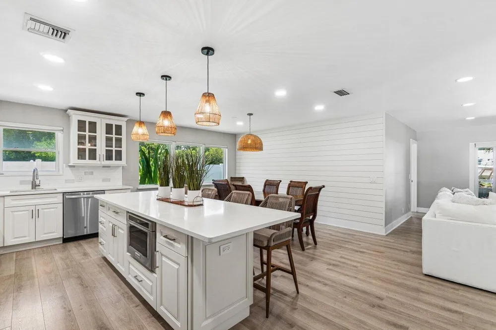 106 Periwinkle Drive Hypoluxo, FL 33462