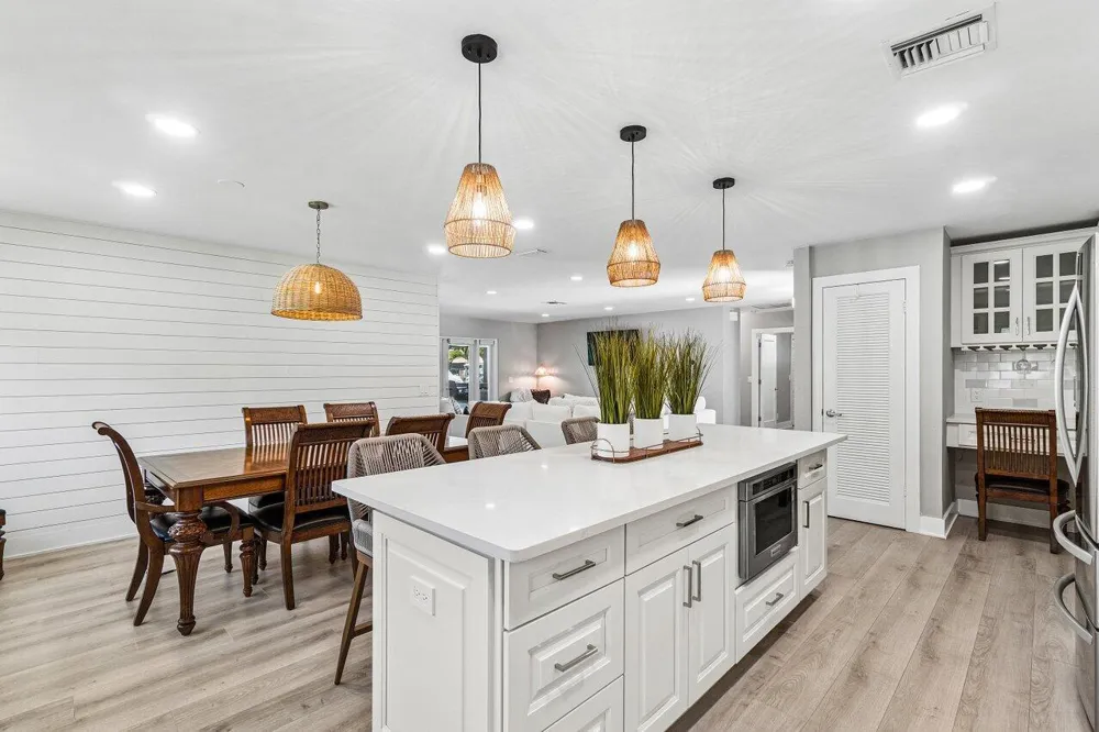 106 Periwinkle Drive Hypoluxo, FL 33462