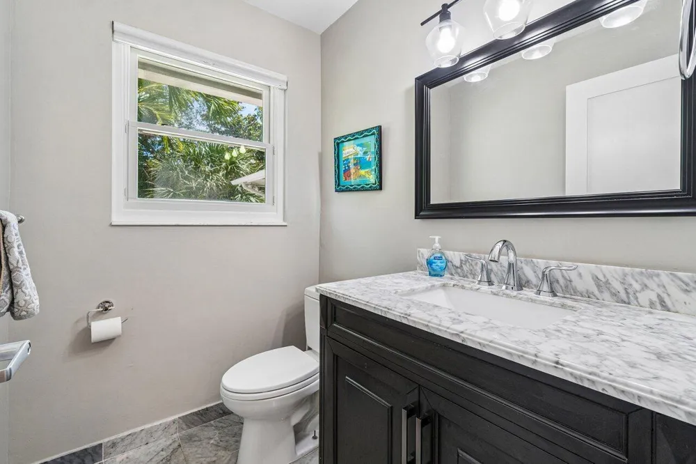 106 Periwinkle Drive Hypoluxo, FL 33462