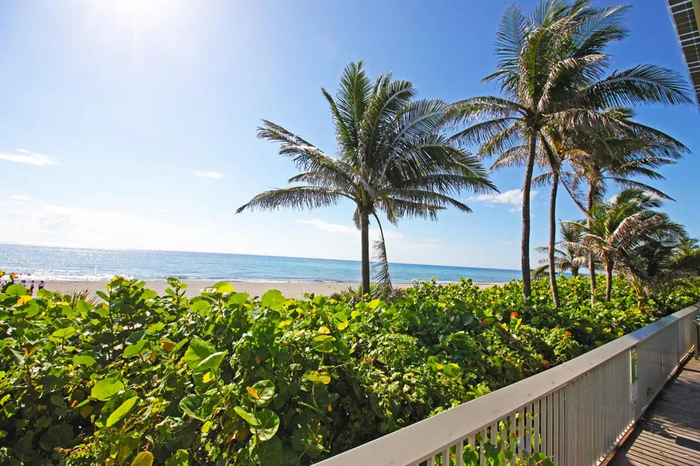 106 Periwinkle Drive Hypoluxo, FL 33462