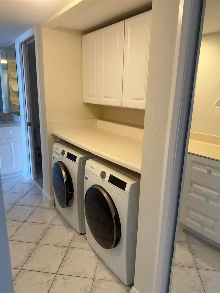 120 Lakeshore Drive #435 North Palm Beach, FL 33408