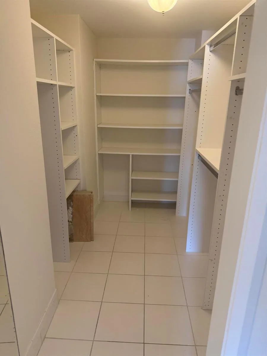 120 Lakeshore Drive #435 North Palm Beach, FL 33408
