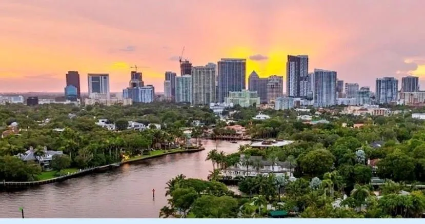 525 Isle Of Capri Drive Fort Lauderdale, FL 33301