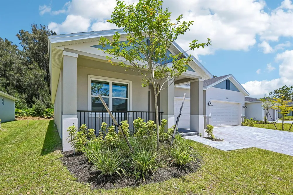 5621 Hampton Park Circle Vero Beach, FL 32966
