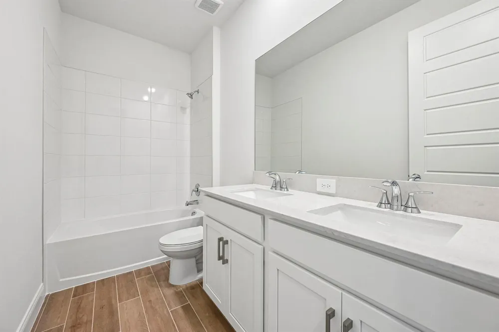 5621 Hampton Park Circle Vero Beach, FL 32966