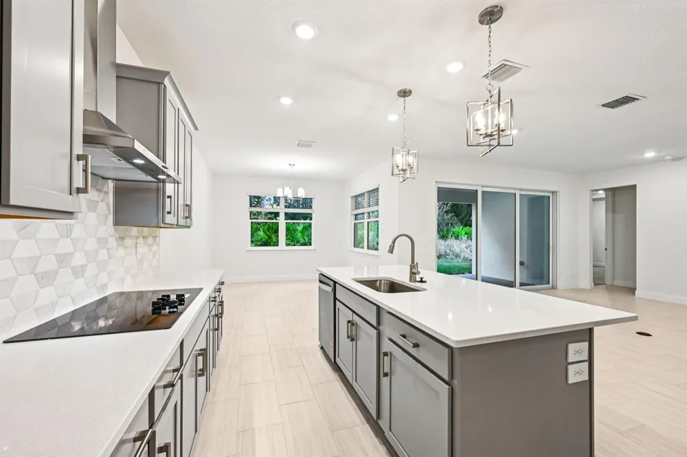 5625 Hampton Park Circle Vero Beach, FL 32966