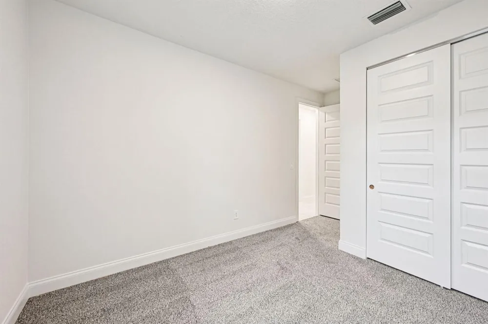 5625 Hampton Park Circle Vero Beach, FL 32966