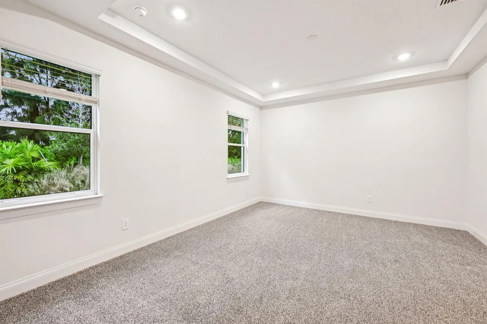 5625 Hampton Park Circle Vero Beach, FL 32966