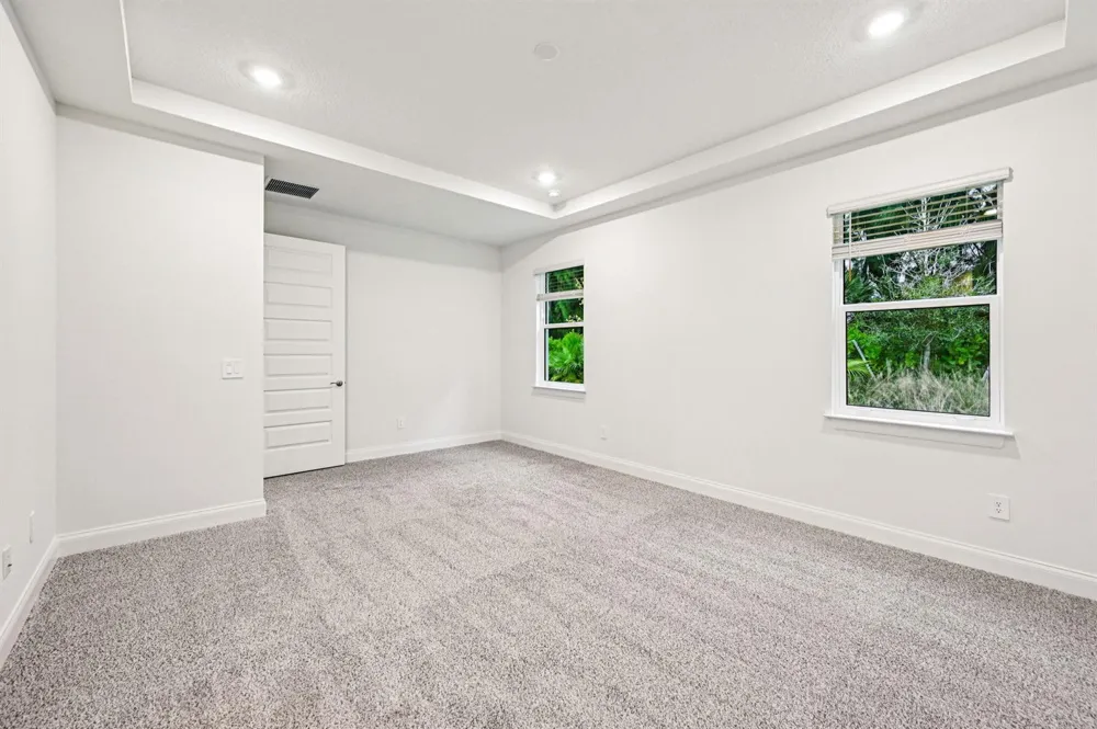 5625 Hampton Park Circle Vero Beach, FL 32966