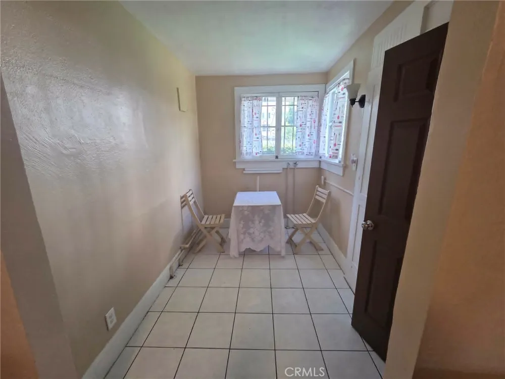 428 S Hoover. ST. Los Angeles, CA 90020