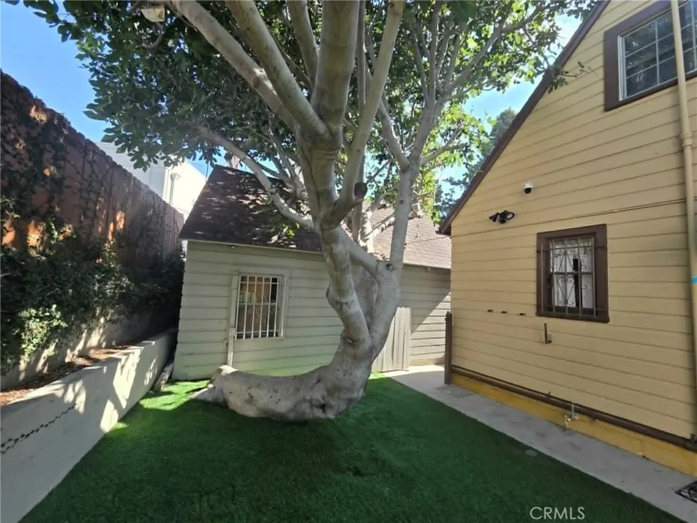 428 S Hoover. ST. Los Angeles, CA 90020
